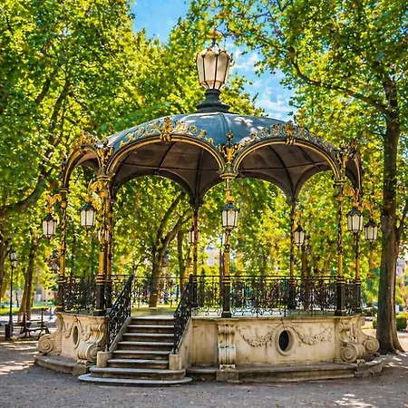 L'instant Saint-epvre Charm & Old Town شقة نانسي